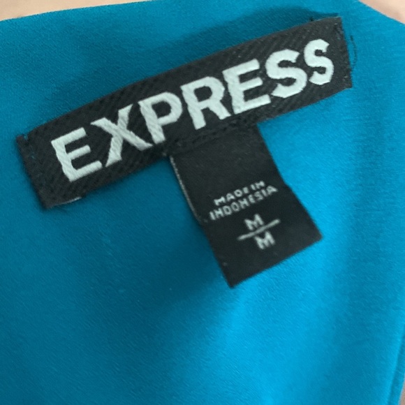 Sleeveless Express ruffle blouse - Picture 4 of 4